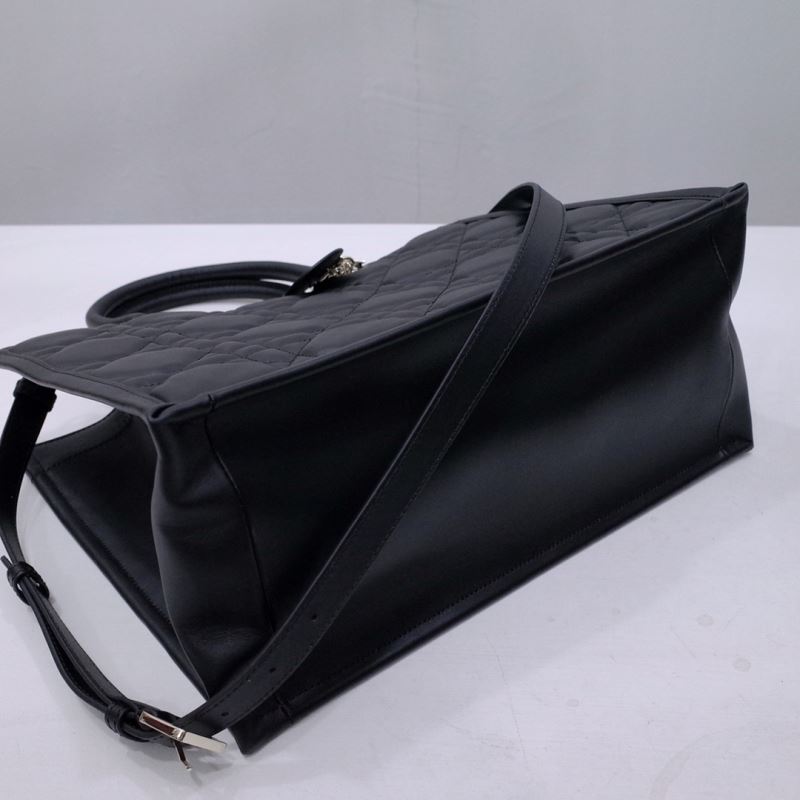 chr1st1an D10r shopping bags